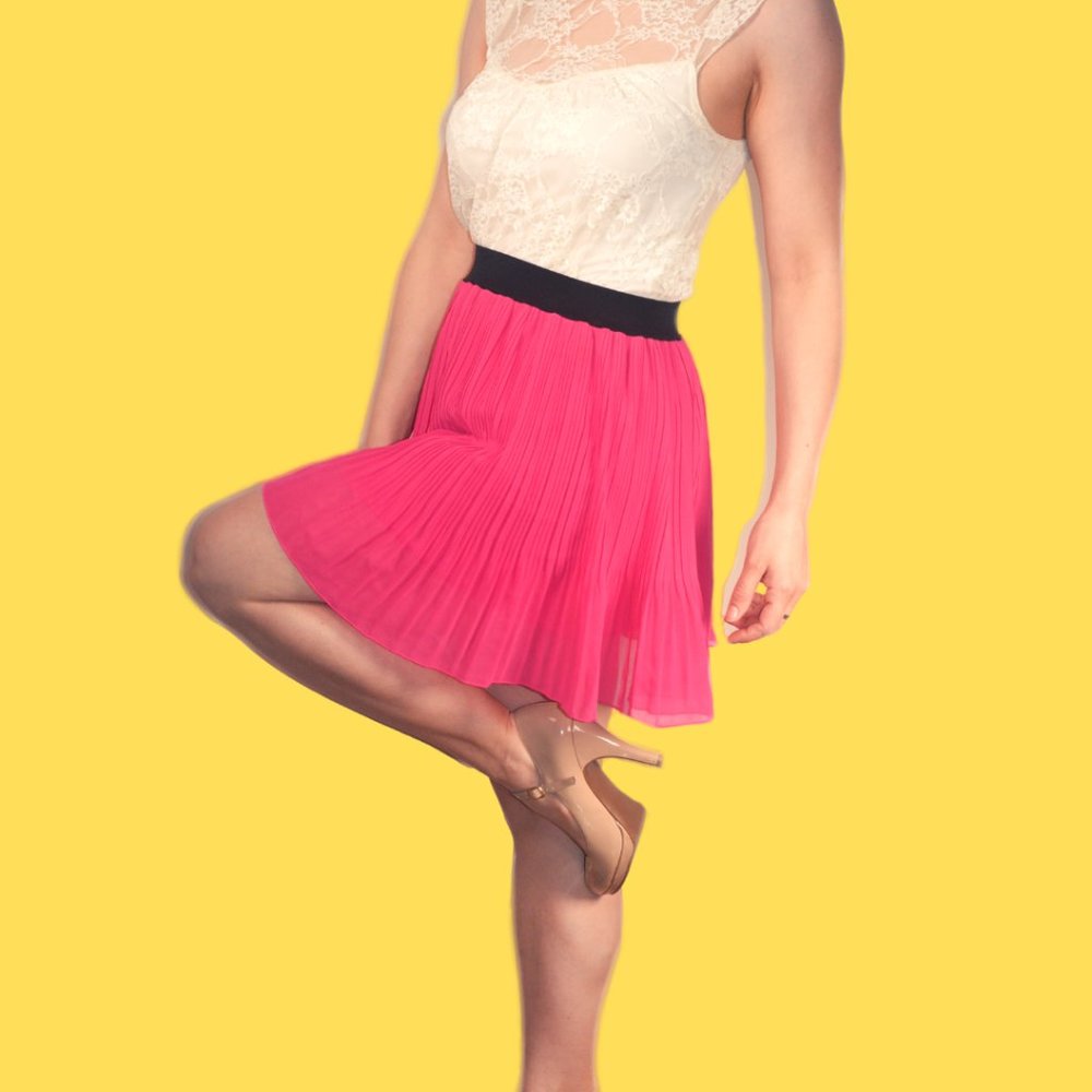 Calzedonia Fushia Pleated Mini Skirt